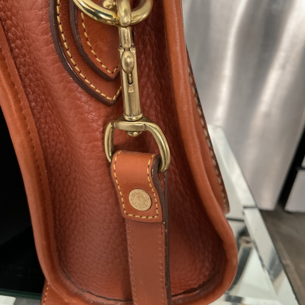 Vintage Dooney & Bourke Like New One Owner Clean Leather Satchel Crossbody Bag - Picture 5 of 7